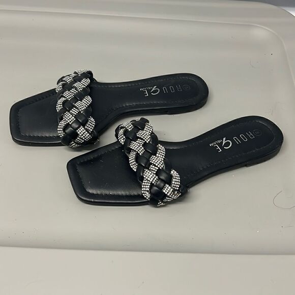 Sandals   - Picture 1 of 2